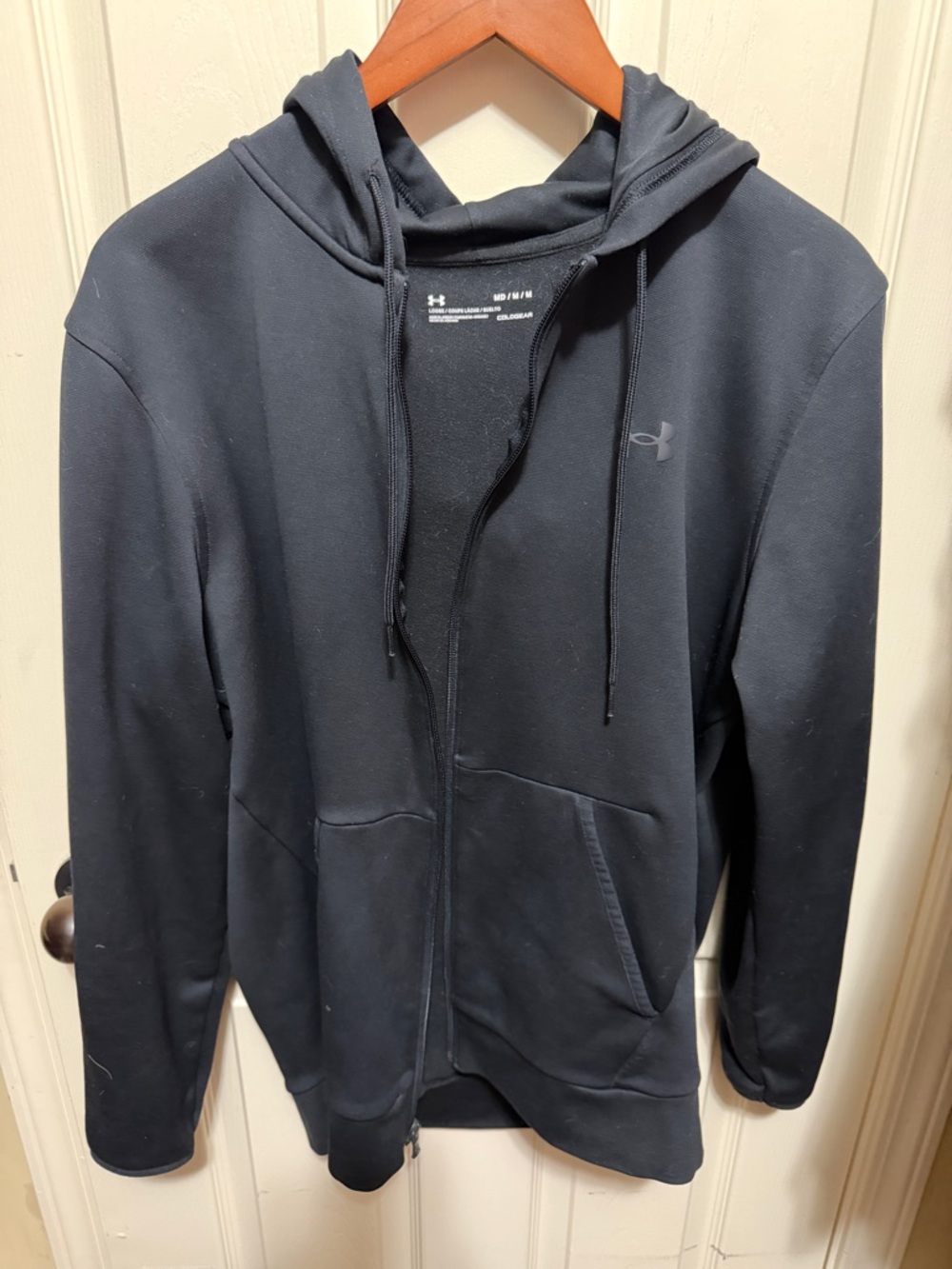 Under Armour Men's Black Full-Zip Hoodie small